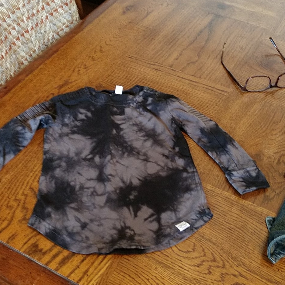 Posh kiddos 9 mos shirt